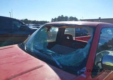 1993 Chevrolet Gmt-400 C1500 from USA, damaged, VIN 1GCEC14K5PE155820